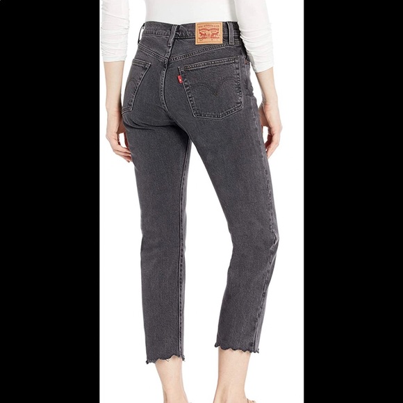 Levi's Denim - Levi’s 501 Skinny cropped women’s jeans.